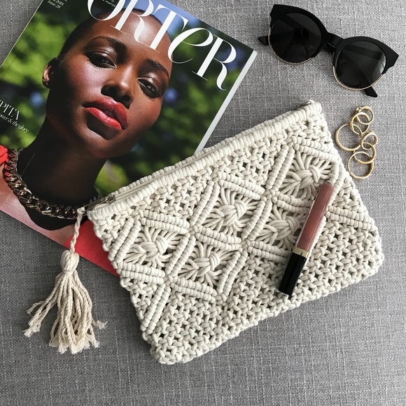Handmade Macramé Clutch - Picture 1 of 2